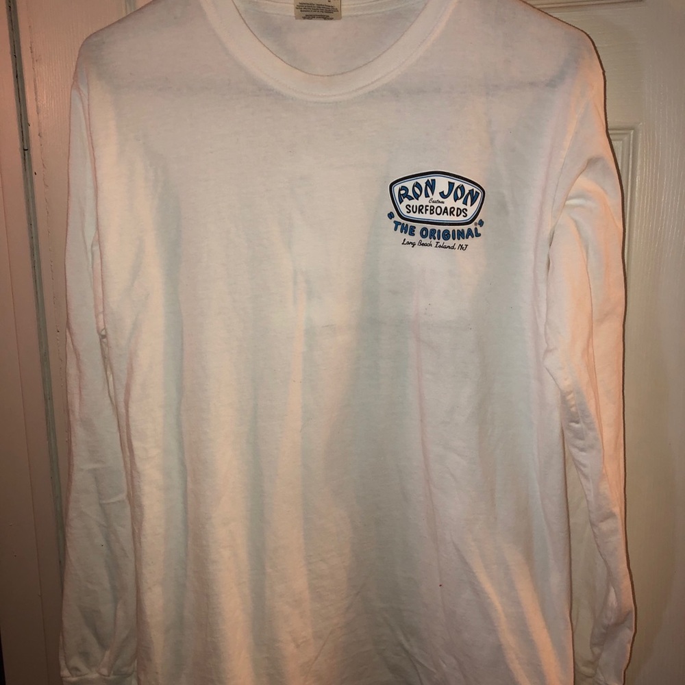 Long sleeve t-shirt